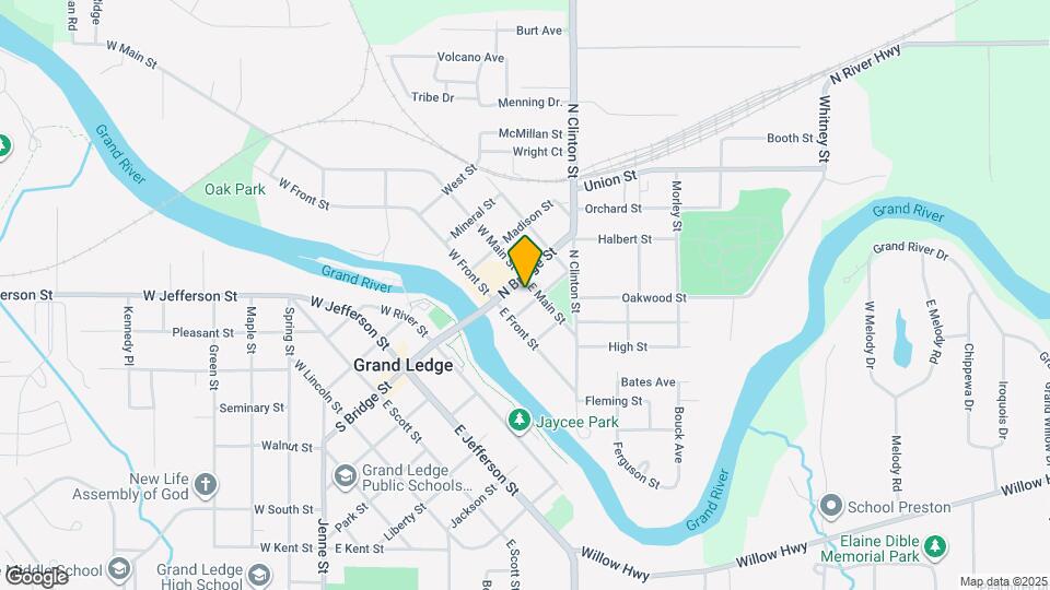 114 E Main St Apartments and Nearby Grand Ledge Apartments For Rent