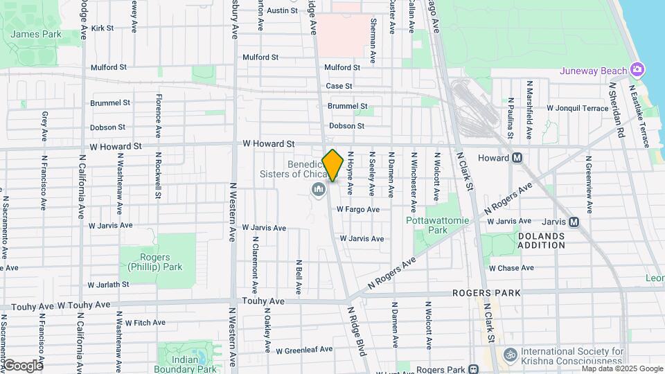 7455 N Ridge Blvd Map and Location Details
