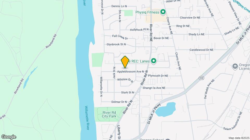 389 Appleblossom Ave N Map and Location Details