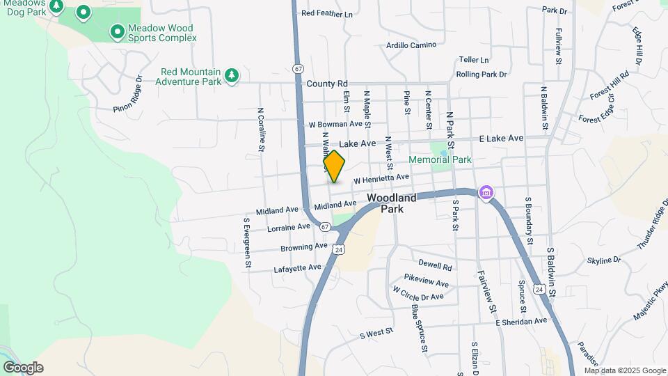 111 N Walnut St Map and Location Details