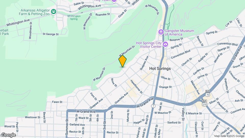 516 Hawthorne Ln Map and Location Details