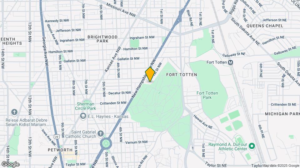 100 Emerson St NW Map and Location Details