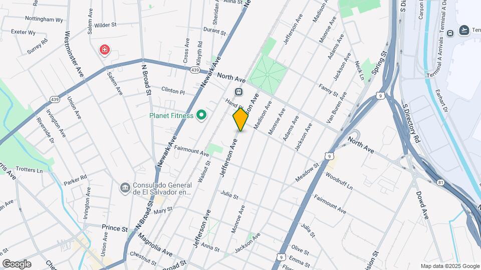 653 Jefferson Ave, Unit 2nd fl Map and Location Details