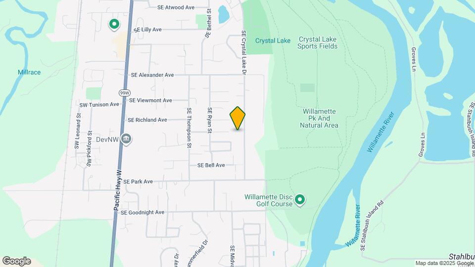 2540 SE Crystal Lake Dr Map and Location Details