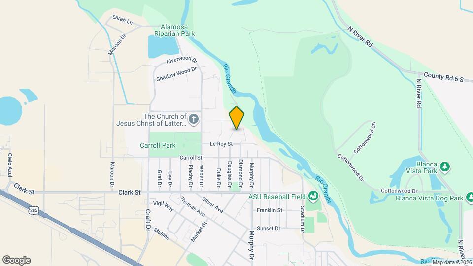 910 Douglas Dr Map and Location Details