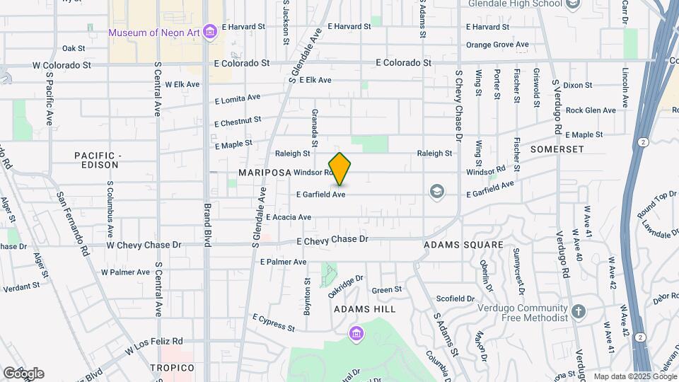 631 E Garfield Ave Map and Location Details