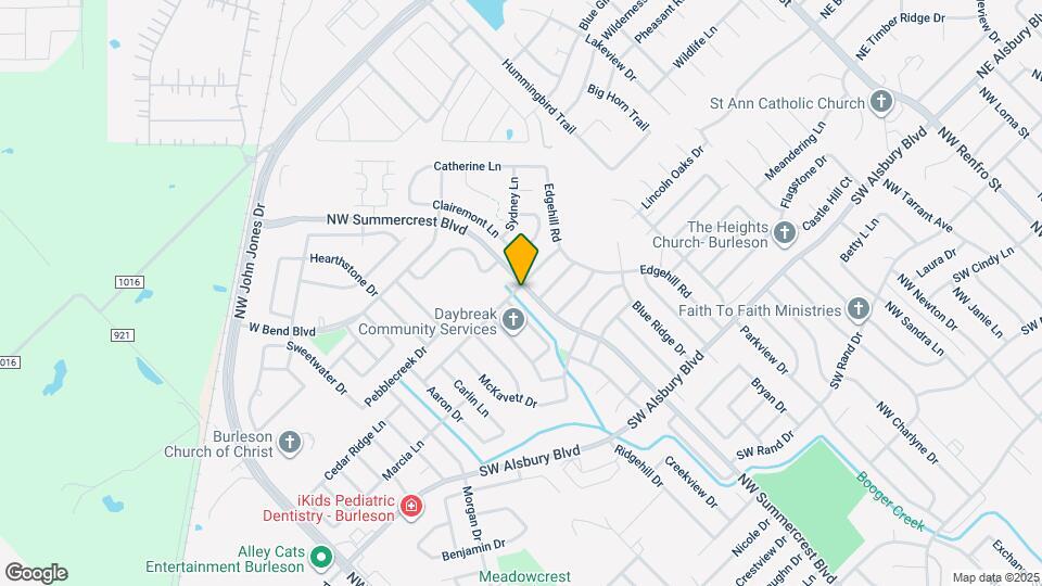 1025 NW Summercrest Blvd Map and Location Details