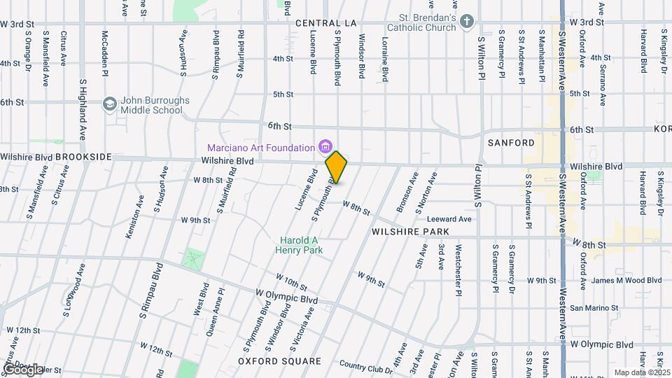 742 S Plymouth Blvd Map and Location Details