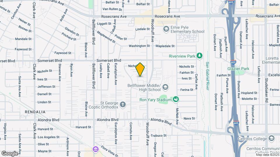 15327 Woodruff Pl Mapa y Detalles de la Ubicación