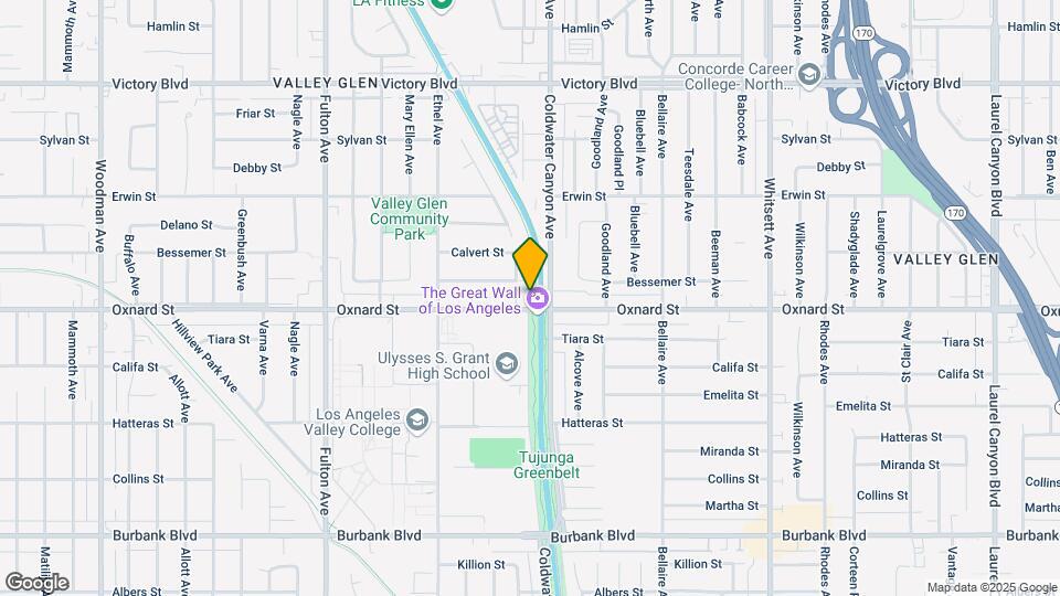 12921 Oxnard St Map and Location Details