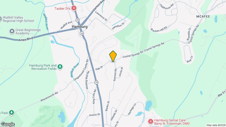 44 Oak St Map and Location Details