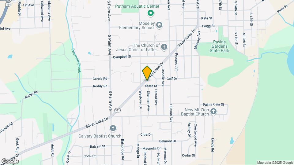 2713 Silver Lake Dr Map and Location Details