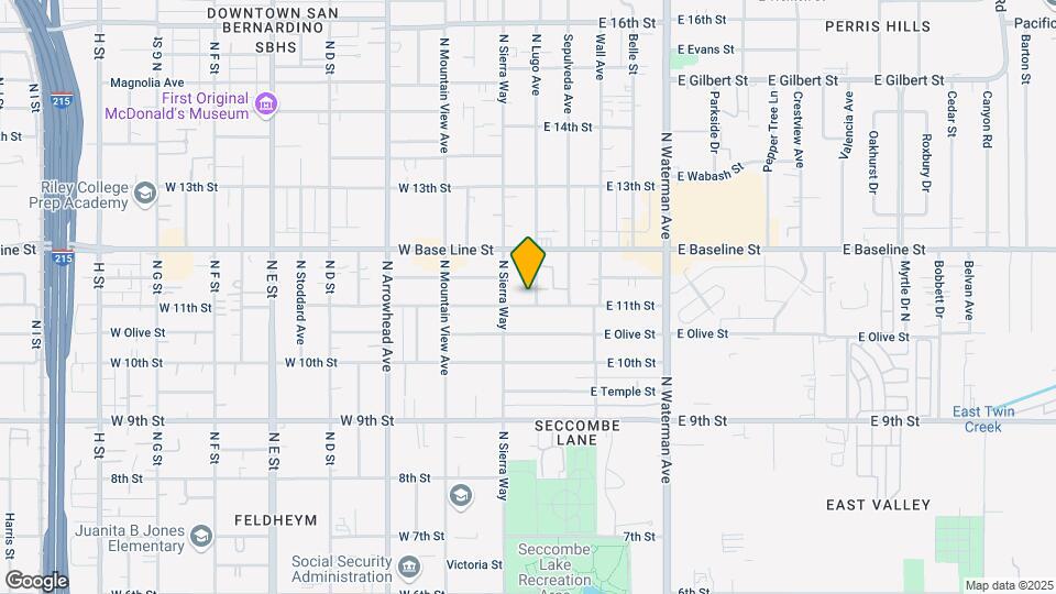 142 E 11TH St Map and Location Details