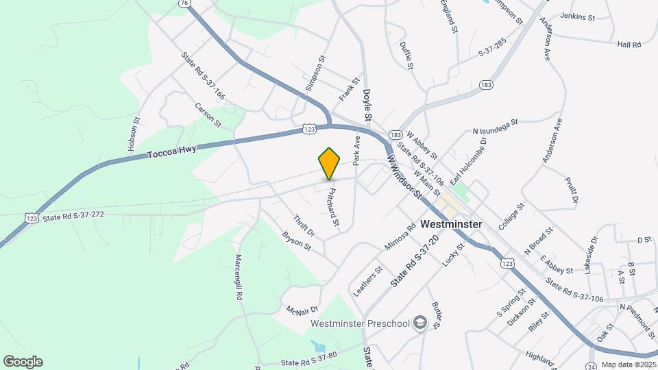 303 W King St Map and Location Details