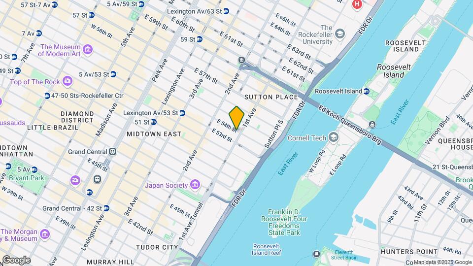 975-983 First Ave Mapa y Detalles de la Ubicación