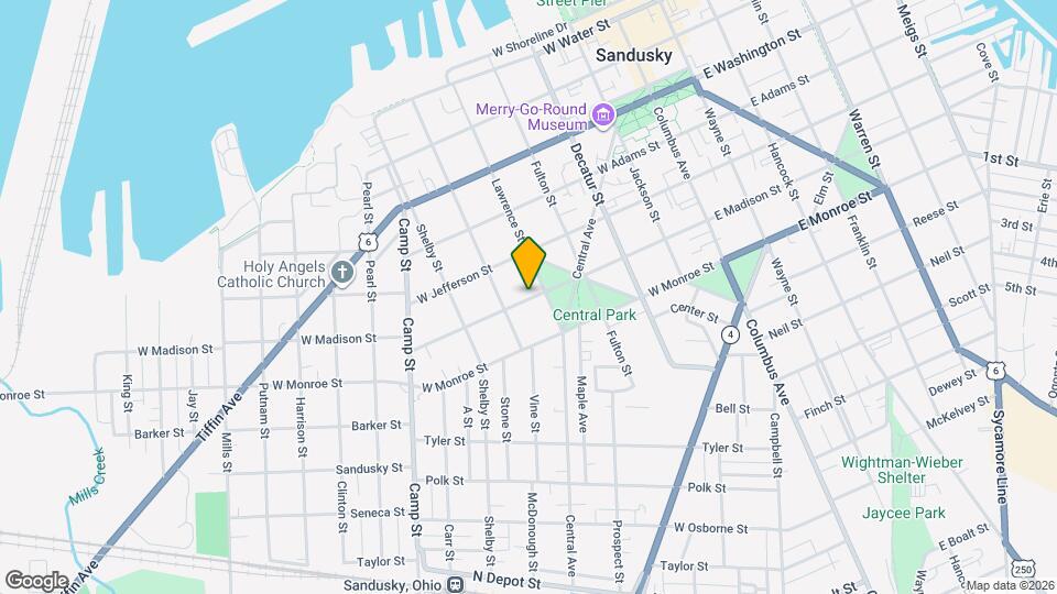 911 W Madison St Map and Location Details