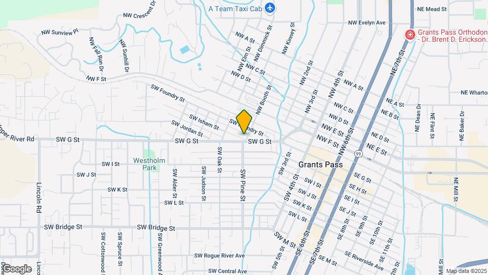 702 SW Isham St Map and Location Details