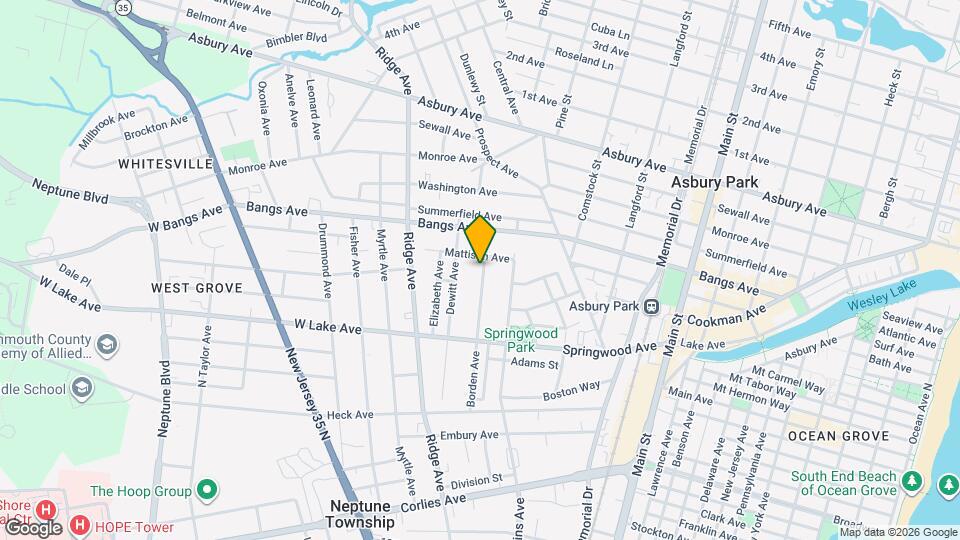 215 Borden Ave Map and Location Details