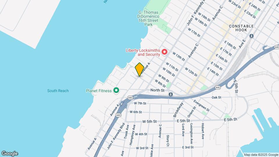 234 Avenue A Mapa y Detalles de la Ubicación