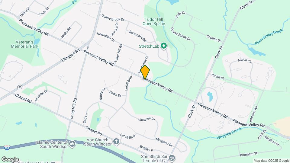 913 Pleasant Valley Rd Map and Location Details