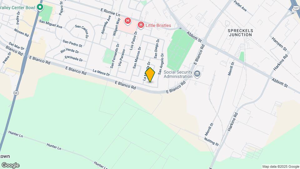 731 La Mesa Dr Map and Location Details