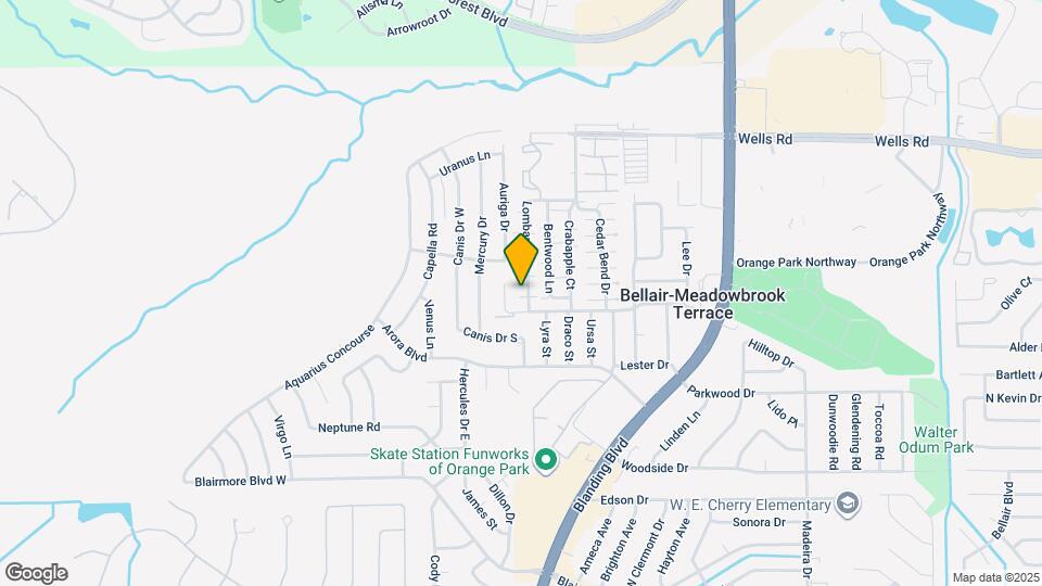 476 Lombard St Map and Location Details