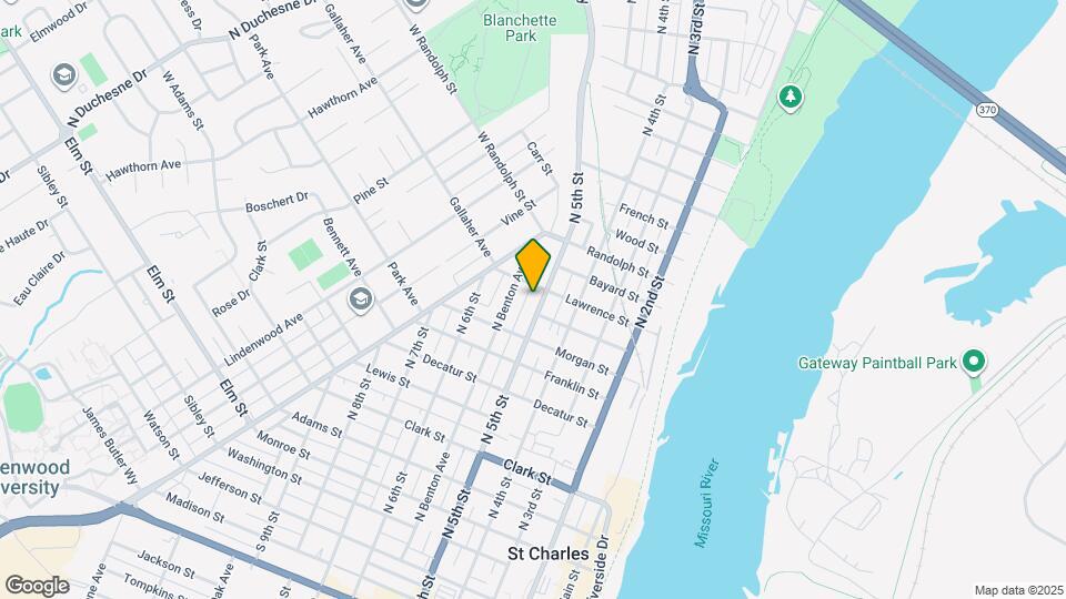 1015 N 5th St Mapa y Detalles de la Ubicación