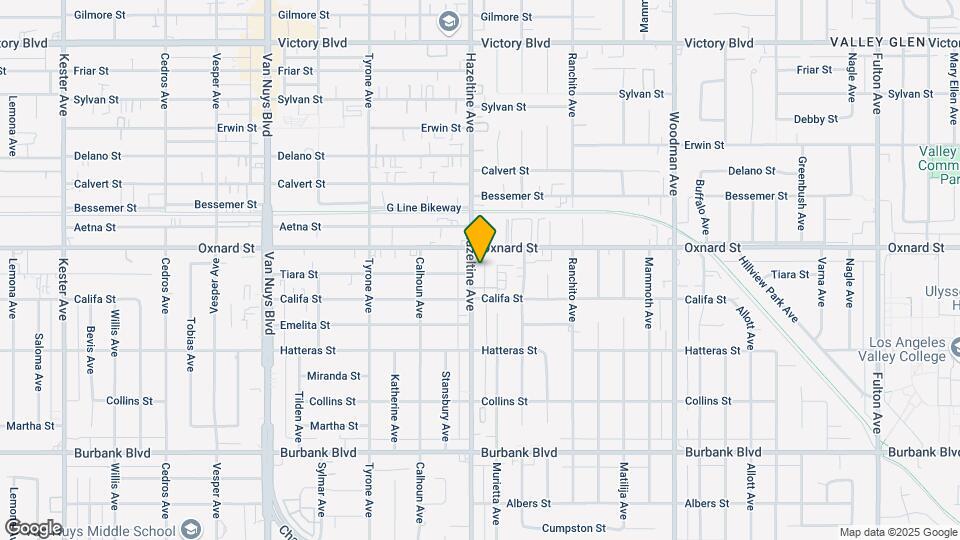 5936-5944 Hazeltine Ave Map and Location Details