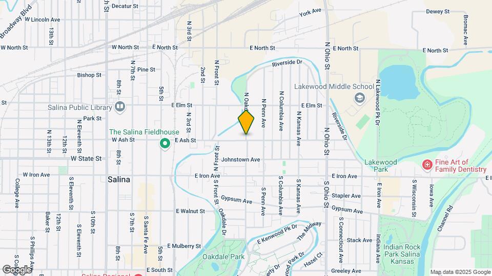 205 N Oakdale Ave Map and Location Details