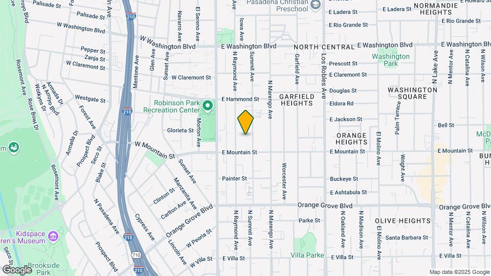 965 N Summit Ave Map and Location Details
