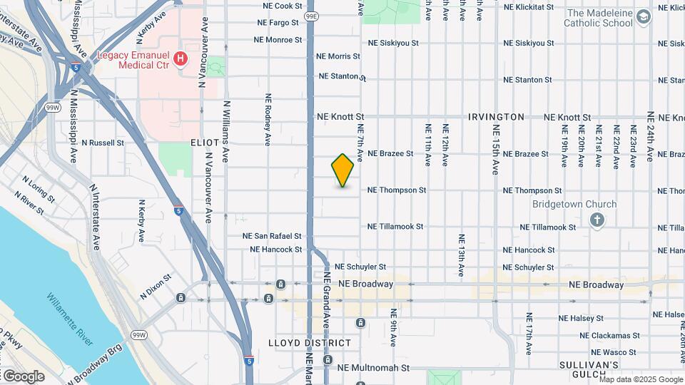 545-605 NE Thompson St Map and Location Details