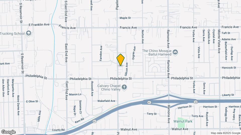 12015 Pipeline Ave Mapa y Detalles de la Ubicación