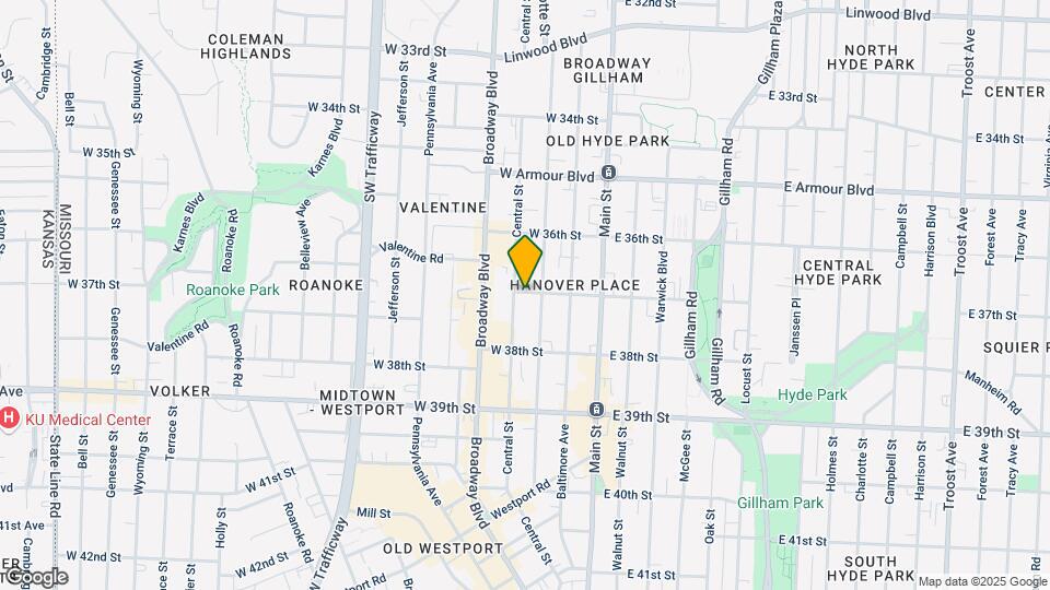 215 W 37th St Map and Location Details