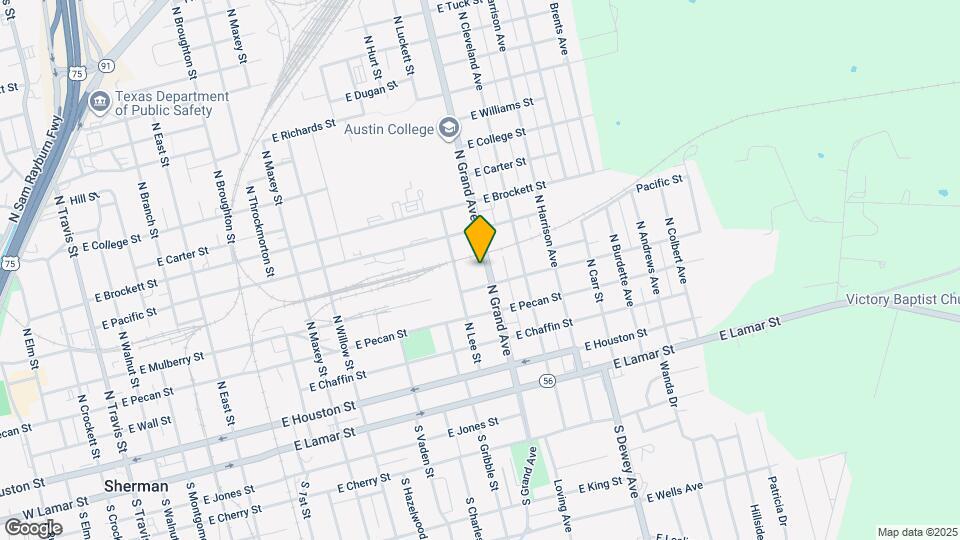 414 N Grand Ave Mapa y Detalles de la Ubicación