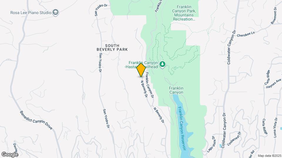 1847 N Beverly Dr Map and Location Details