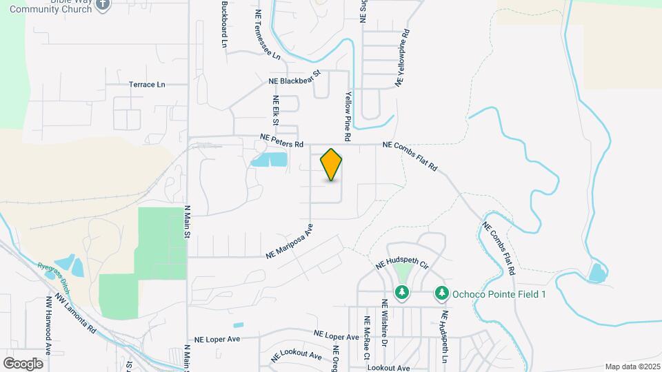 795 NE Fieldstone Ct Map and Location Details