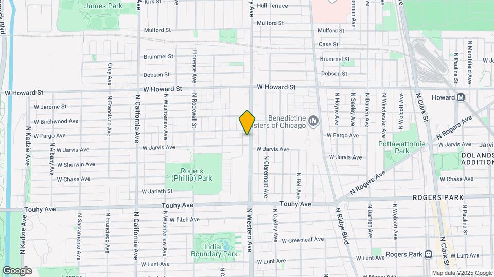 7412 N Western Ave Map and Location Details