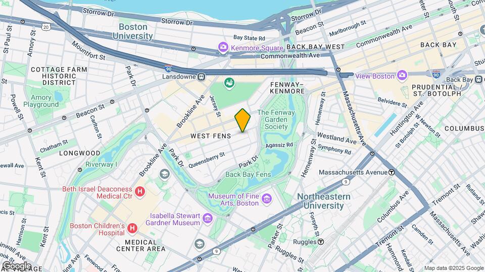 24 Peterborough St, Unit 8 Map and Location Details