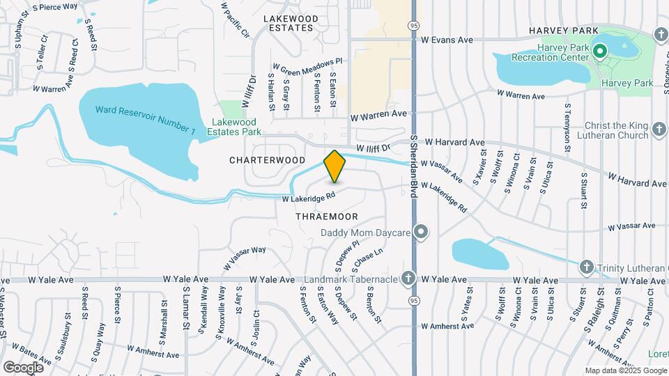 5621 W Lakeridge Rd Map and Location Details