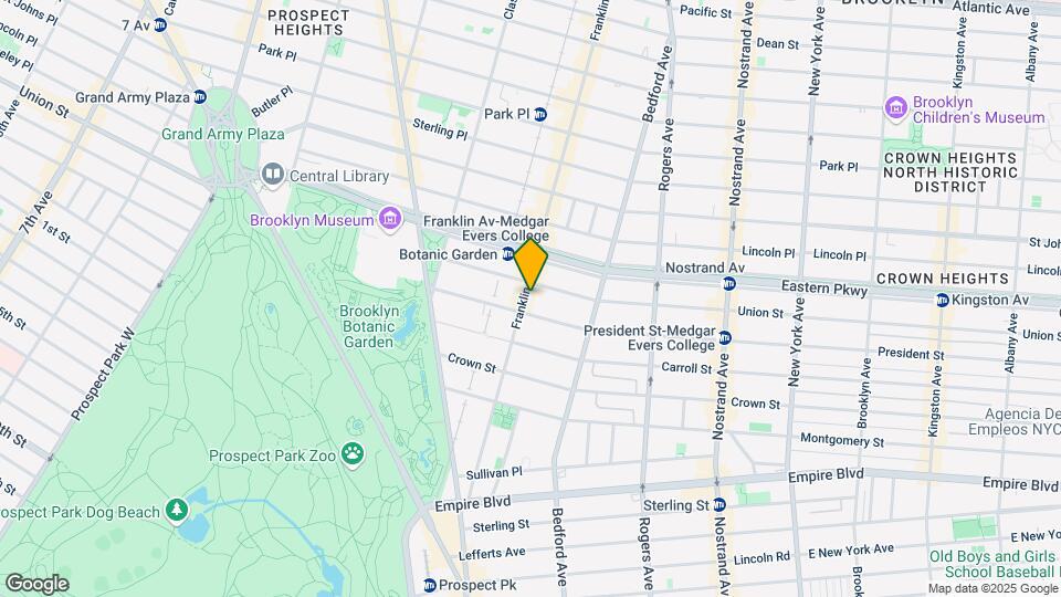 851 Franklin Ave Mapa y Detalles de la Ubicación