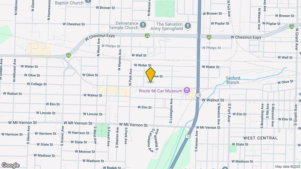 2017-2022 W College St Mapa y Detalles de la Ubicación