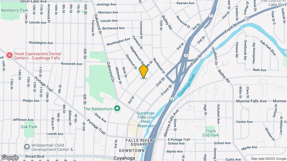 2468 3rd St, Unit Upper Map and Location Details