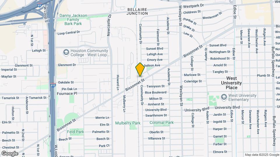 5812 Community Dr Mapa y Detalles de la Ubicación