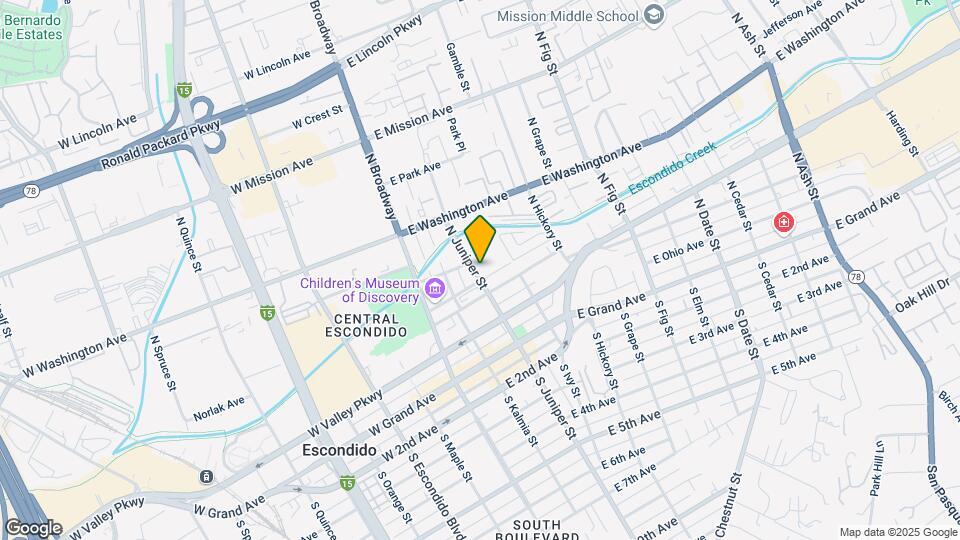 Woodlawn Apartments Mapa y Detalles de la Ubicación