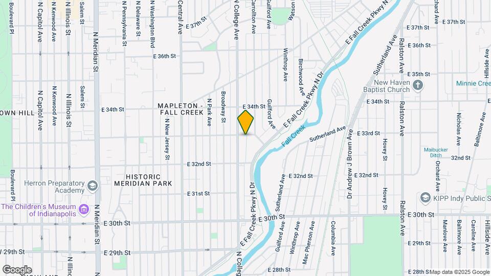713 E 33rd St Map and Location Details