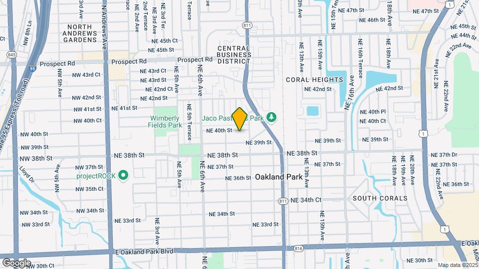 902 NE 40th St Map and Location Details