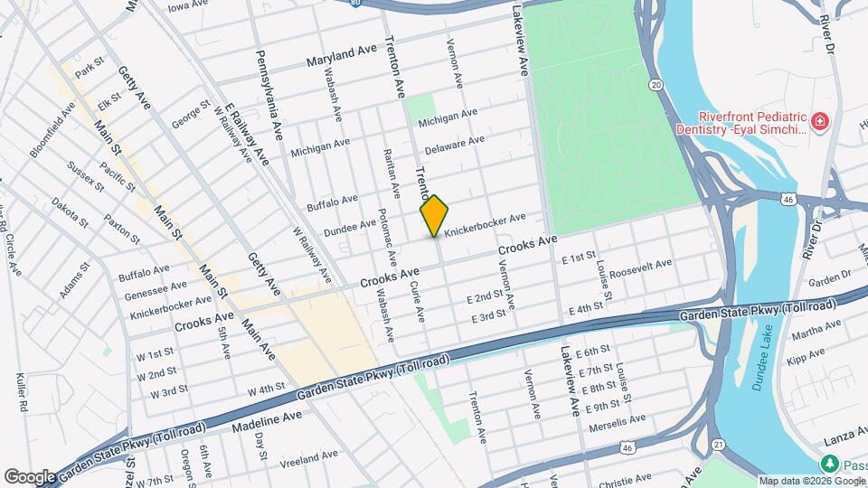 422 Trenton Ave Map and Location Details