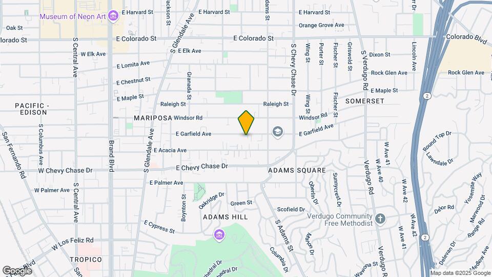 908 E Garfield Ave Mapa y Detalles de la Ubicación