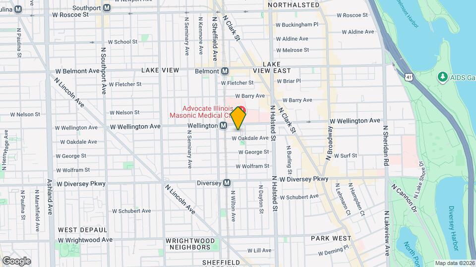 910 W Oakdale Ave Map and Location Details