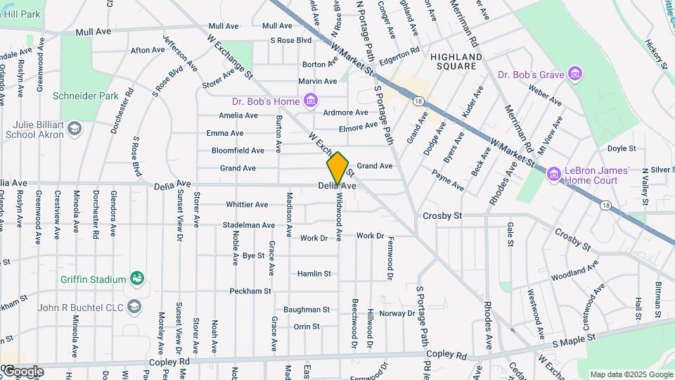 880 Delia Ave Mapa y Detalles de la Ubicación